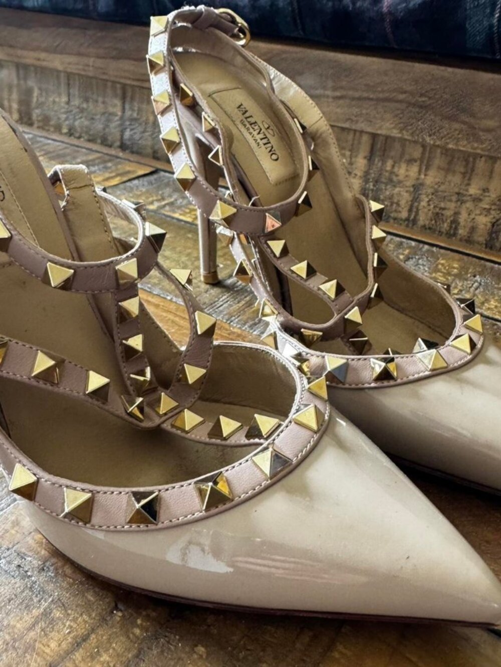 Valentino Women's Tan and Pink Courts